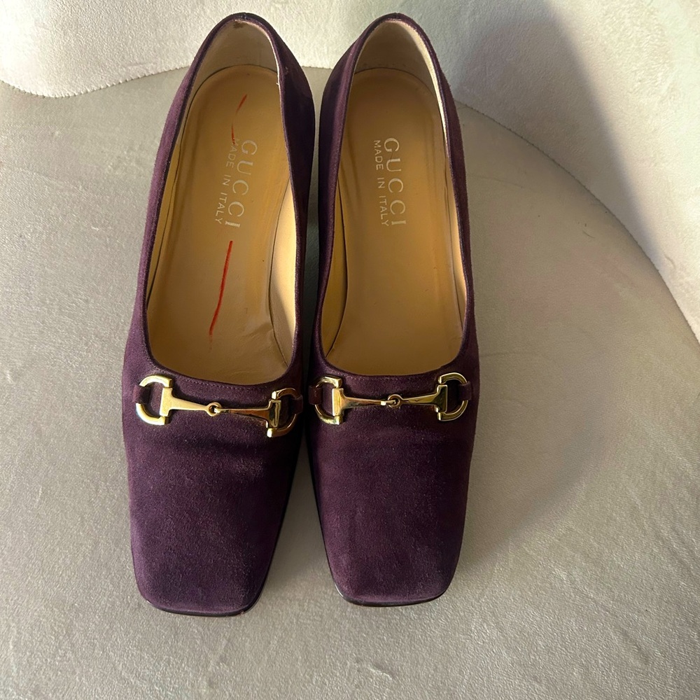 GUCCI horsebit gold and burgundy/maroon slip on mules loafers flats clogs